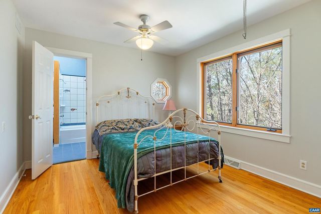 5864 WYANT LN, Charlottesville, VA 22903