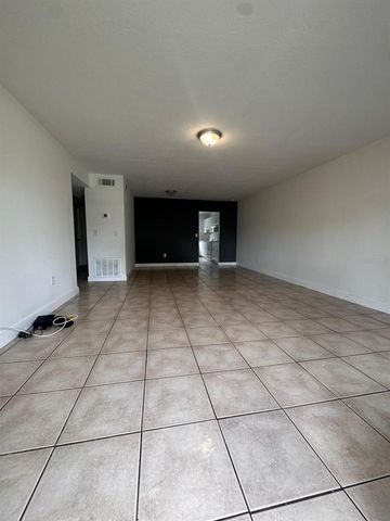 725 NORTHLAKE BOULEVARD 38, Altamonte Springs, FL 32701