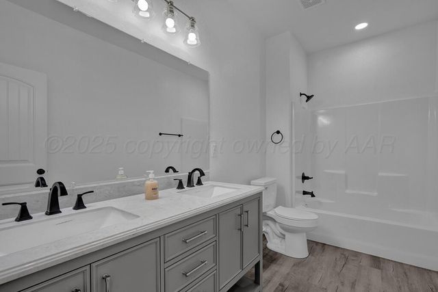 831 N MANHATTAN Street, Amarillo, TX 79107