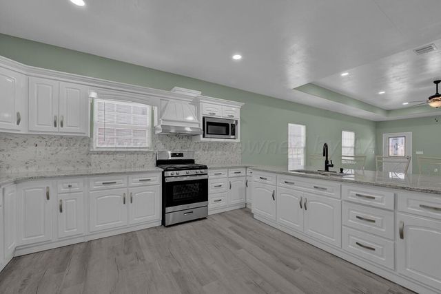 831 N MANHATTAN Street, Amarillo, TX 79107