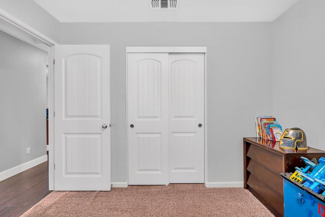 5447 Burns Avenue, Fresno, CA 93727