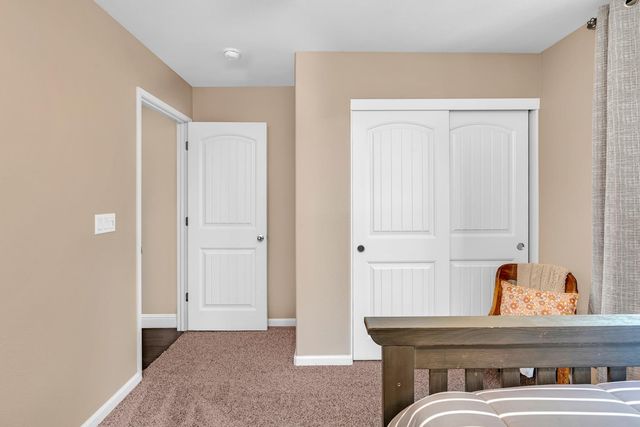 5447 Burns Avenue, Fresno, CA 93727