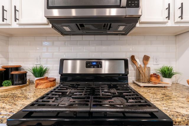 5447 Burns Avenue, Fresno, CA 93727