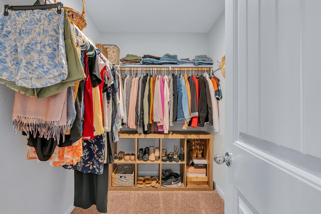 Image 16 of property listing at 5447 Burns Avenue, Fresno, CA 93727