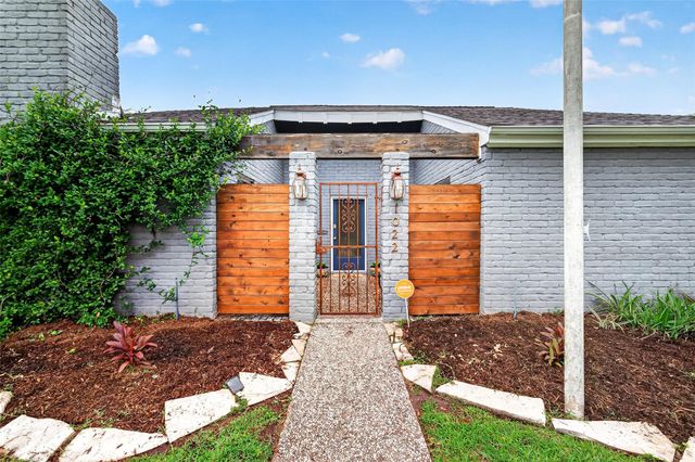 1022 Apache Falls Drive, Katy, TX 77450
