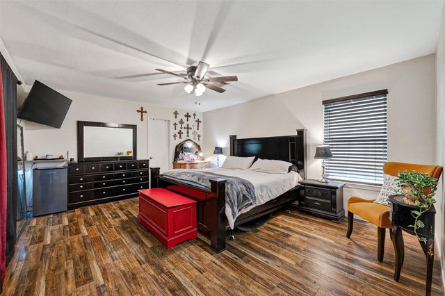 1022 Apache Falls Drive, Katy, TX 77450