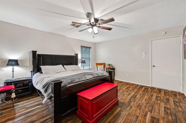 1022 Apache Falls Drive, Katy, TX 77450