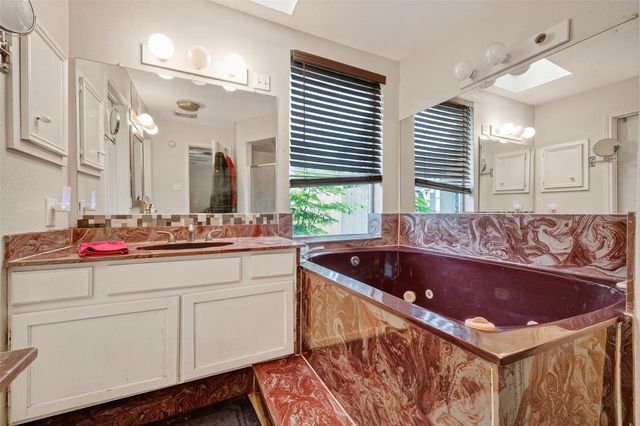 1022 Apache Falls Drive, Katy, TX 77450
