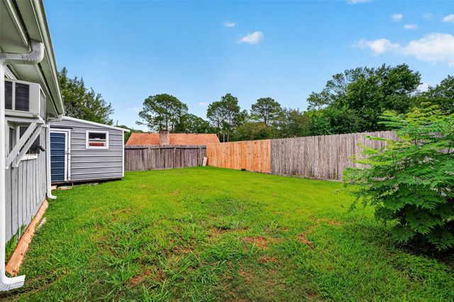 1022 Apache Falls Drive, Katy, TX 77450