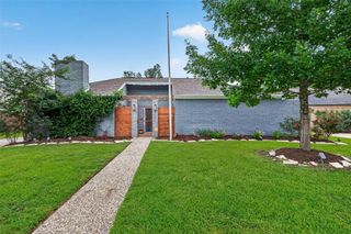 1022 Apache Falls Drive, Katy, TX 77450