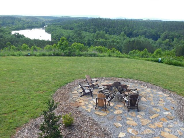 139 W Settings Boulevard NW 106, Valdese, NC 28690