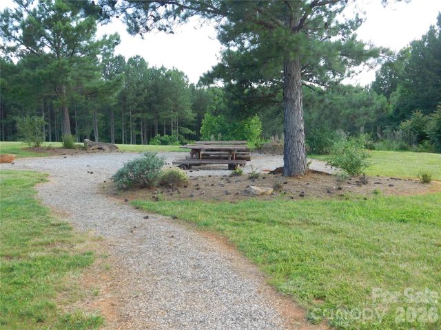139 W Settings Boulevard NW 106, Valdese, NC 28690