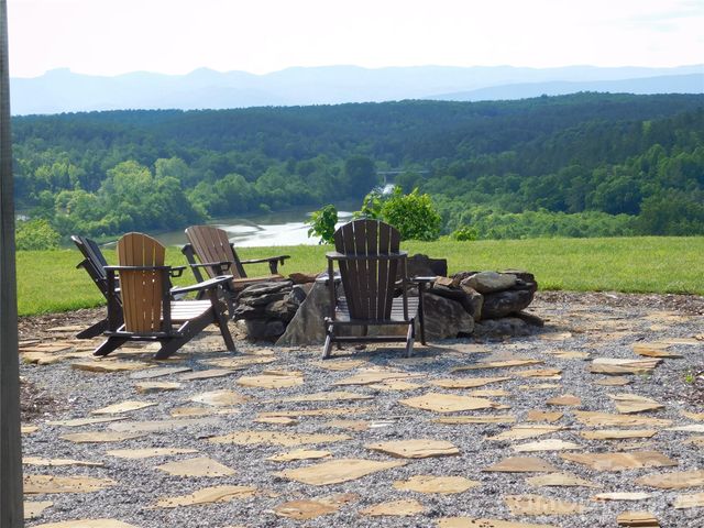 139 W Settings Boulevard NW 106, Valdese, NC 28690