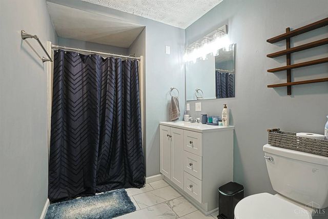 100 Elbern Avenue, Harrison, OH 45030