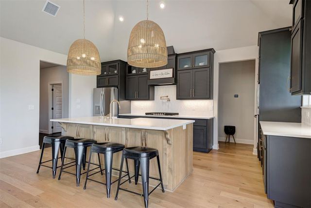 14400 Rushing Lane, Edmond, OK 73025