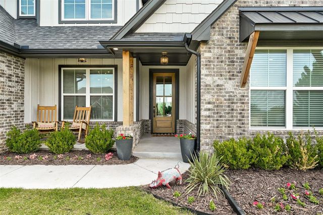 14400 Rushing Lane, Edmond, OK 73025