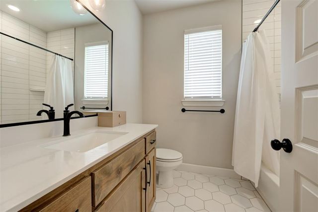14400 Rushing Lane, Edmond, OK 73025