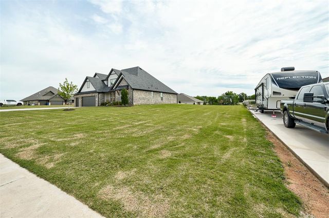 14400 Rushing Lane, Edmond, OK 73025