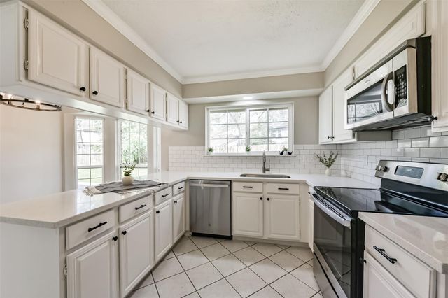 4107 Valley Haven Drive, Kingwood, TX 77339