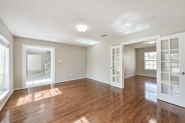 4107 Valley Haven Drive, Kingwood, TX 77339