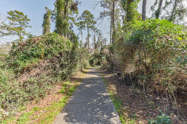 4107 Valley Haven Drive, Kingwood, TX 77339