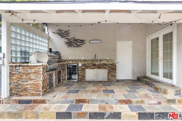 5326 Leghorn Avenue, Sherman Oaks, CA 91401