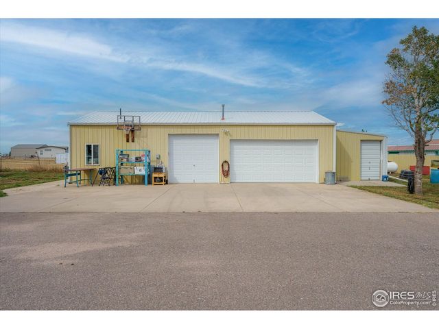 50950 E 32nd Ave, Bennett, CO 80102