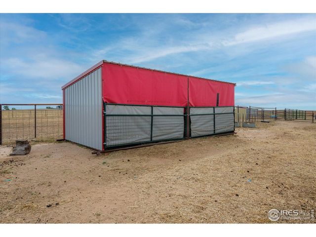 50950 E 32nd Ave, Bennett, CO 80102