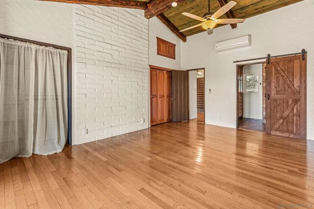 2305 Royal Oak, Escondido, CA 92027