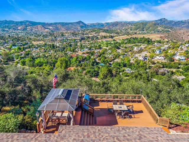 2305 Royal Oak, Escondido, CA 92027