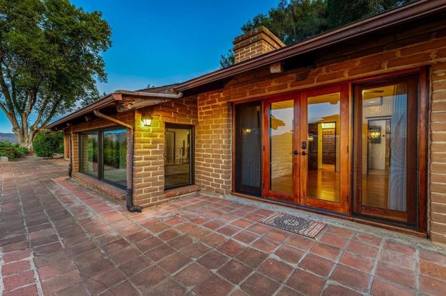 2305 Royal Oak, Escondido, CA 92027