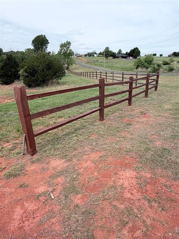 8202 Autumn Blaze, Blanchard, OK 73010