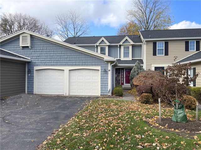 10 Creek Rdg, Pittsford, NY 14534