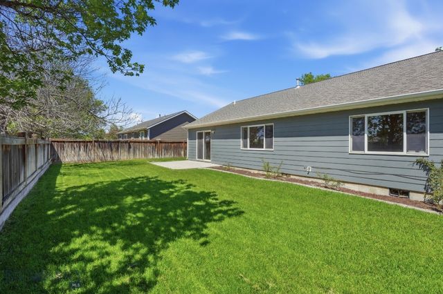 38 E River Rock Road, Belgrade, MT 59714