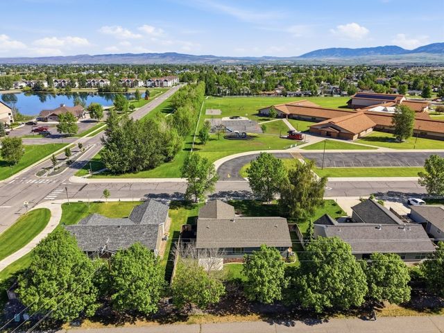 38 E River Rock Road, Belgrade, MT 59714