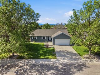 38 E River Rock Road, Belgrade, MT 59714