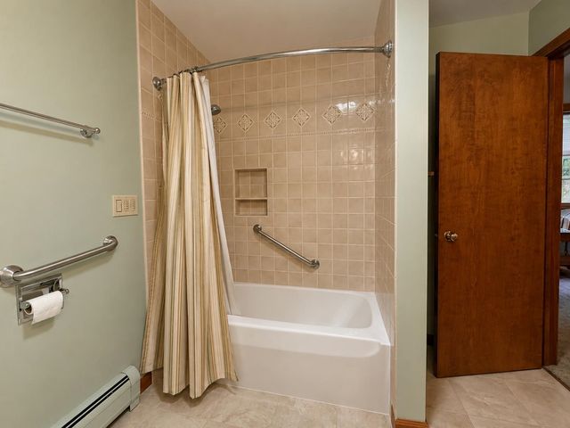11 Rivendell Drive, Essex Junction, VT 05452