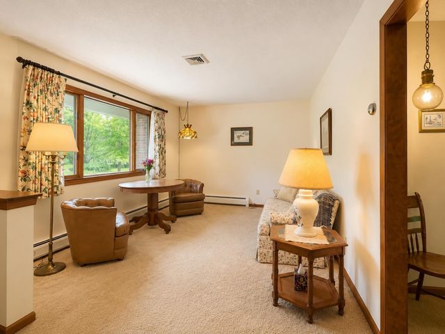 11 Rivendell Drive, Essex Junction, VT 05452