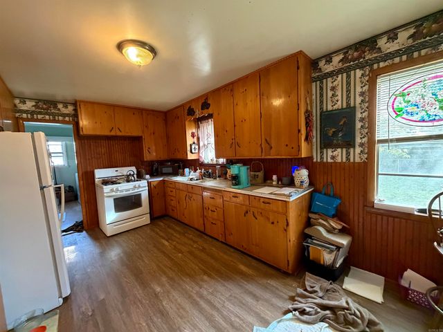 1211 W Quitman Street, Heber Springs, AR 72543