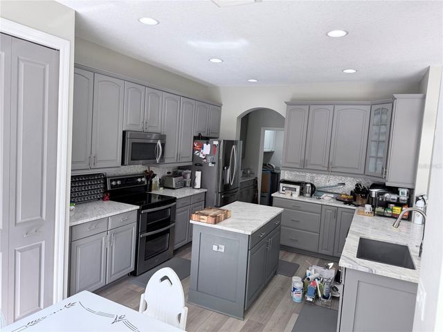 1403 EMERALD HILL WAY, Valrico, FL 33594