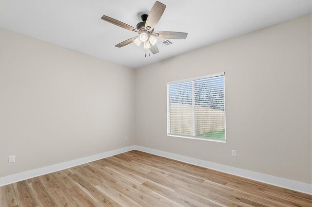 17142 W Lawson Cir, Goddard, KS 67052