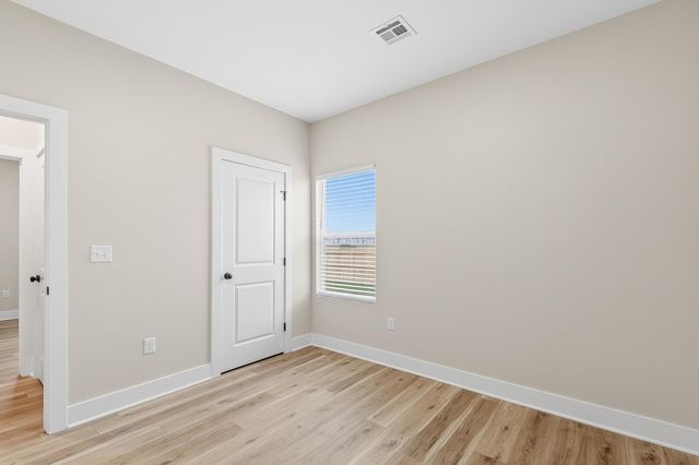 17142 W Lawson Cir, Goddard, KS 67052