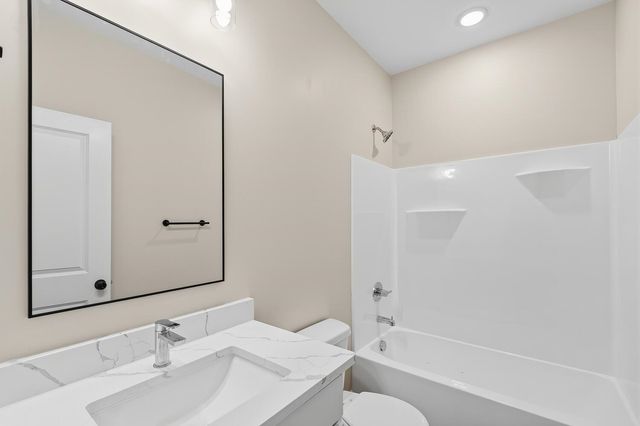 17142 W Lawson Cir, Goddard, KS 67052