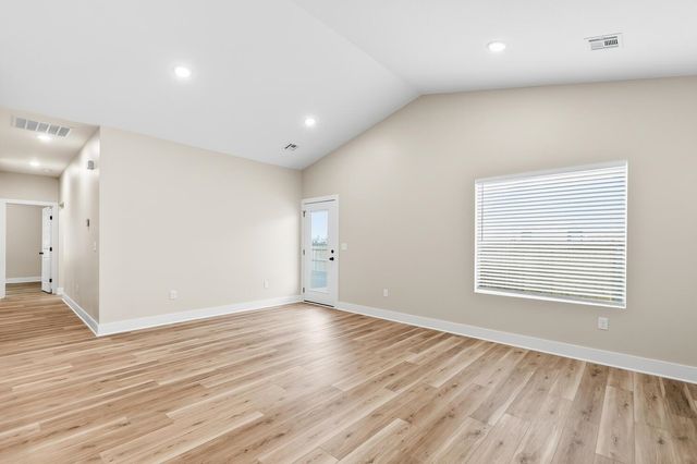 17142 W Lawson Cir, Goddard, KS 67052