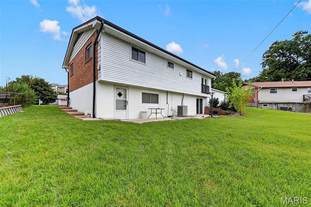 11029 Patrina Court, St Louis, MO 63126
