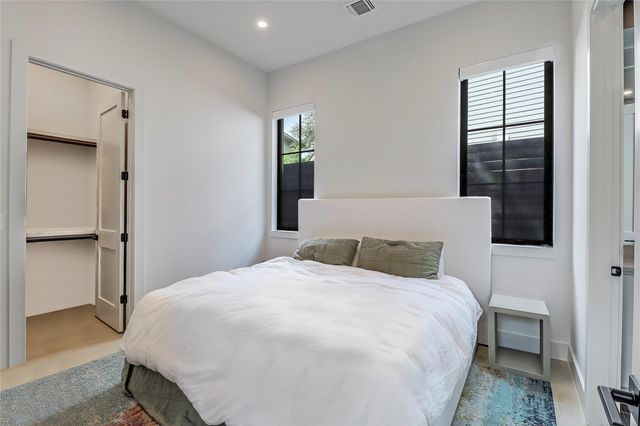 1402 Drake Ave, Austin, TX 78704