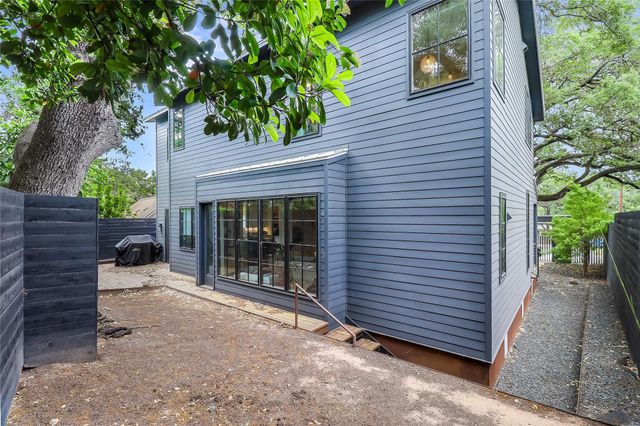 1402 Drake Ave, Austin, TX 78704