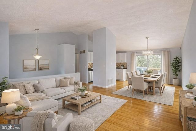 7701 IVY OAK DR, Gaithersburg, MD 20877