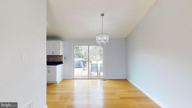 7701 IVY OAK DR, Gaithersburg, MD 20877