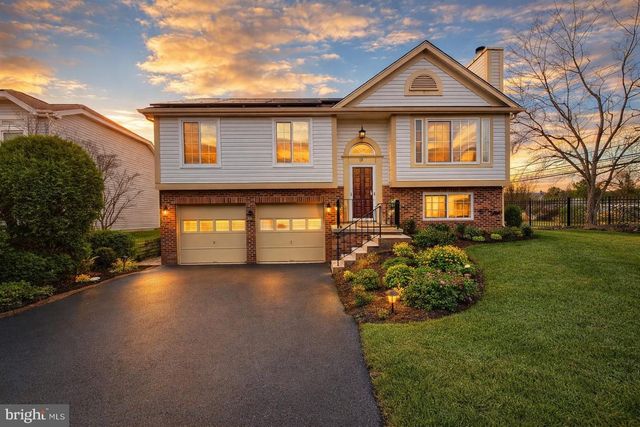 7701 IVY OAK DR, Gaithersburg, MD 20877